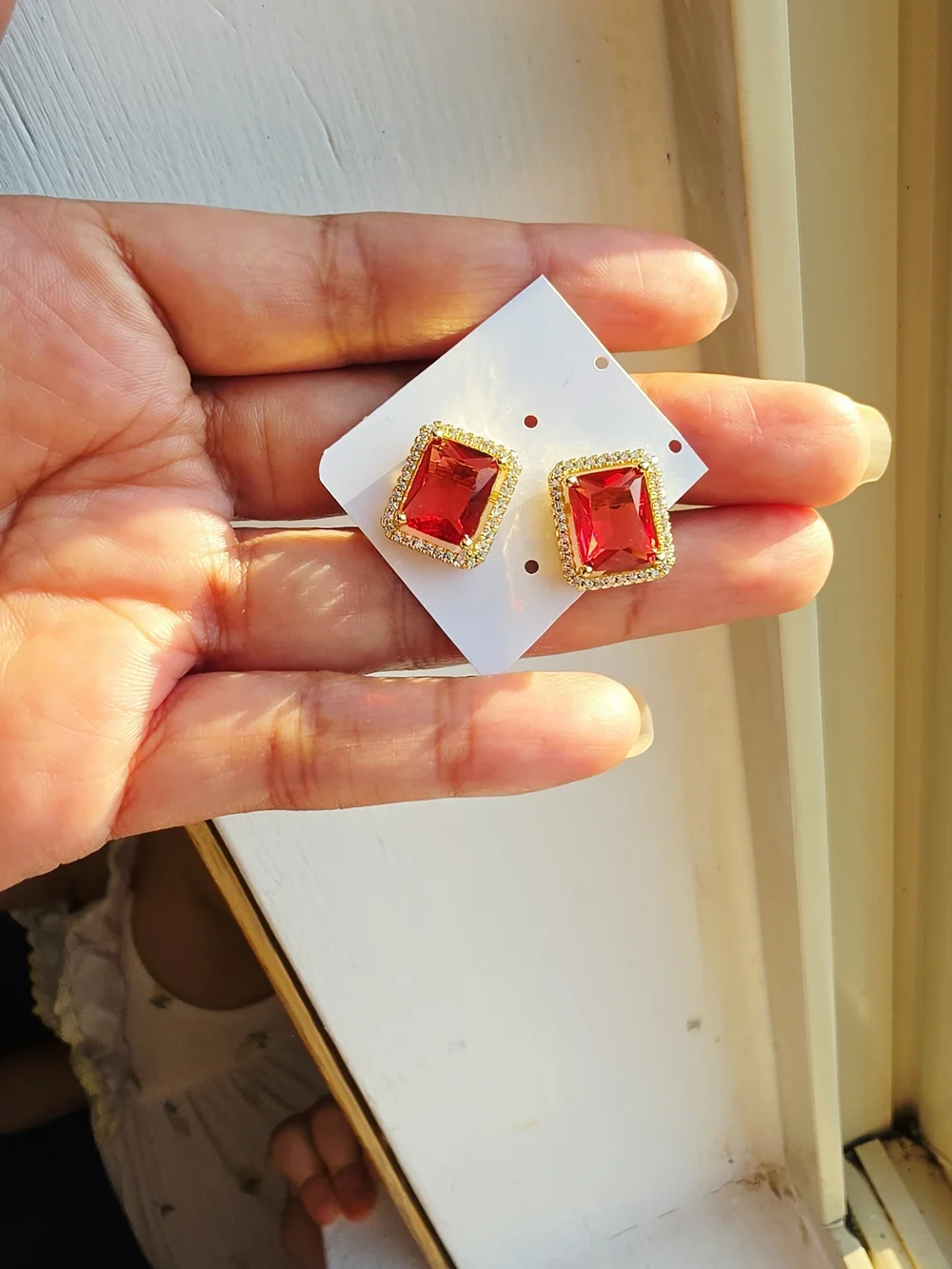 Aretes Rojos Para Dama Oro Laminado 14k Alta Calidad